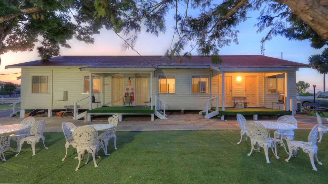 Golfers Inn Tenterfield Exterior photo