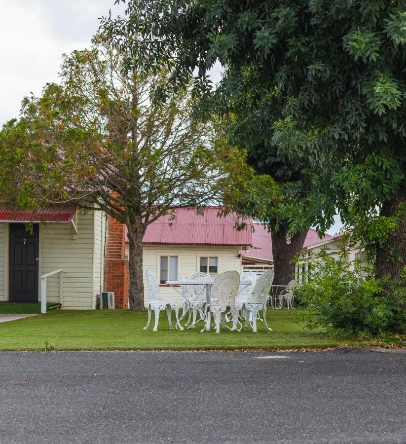 Golfers Inn Tenterfield Exterior photo